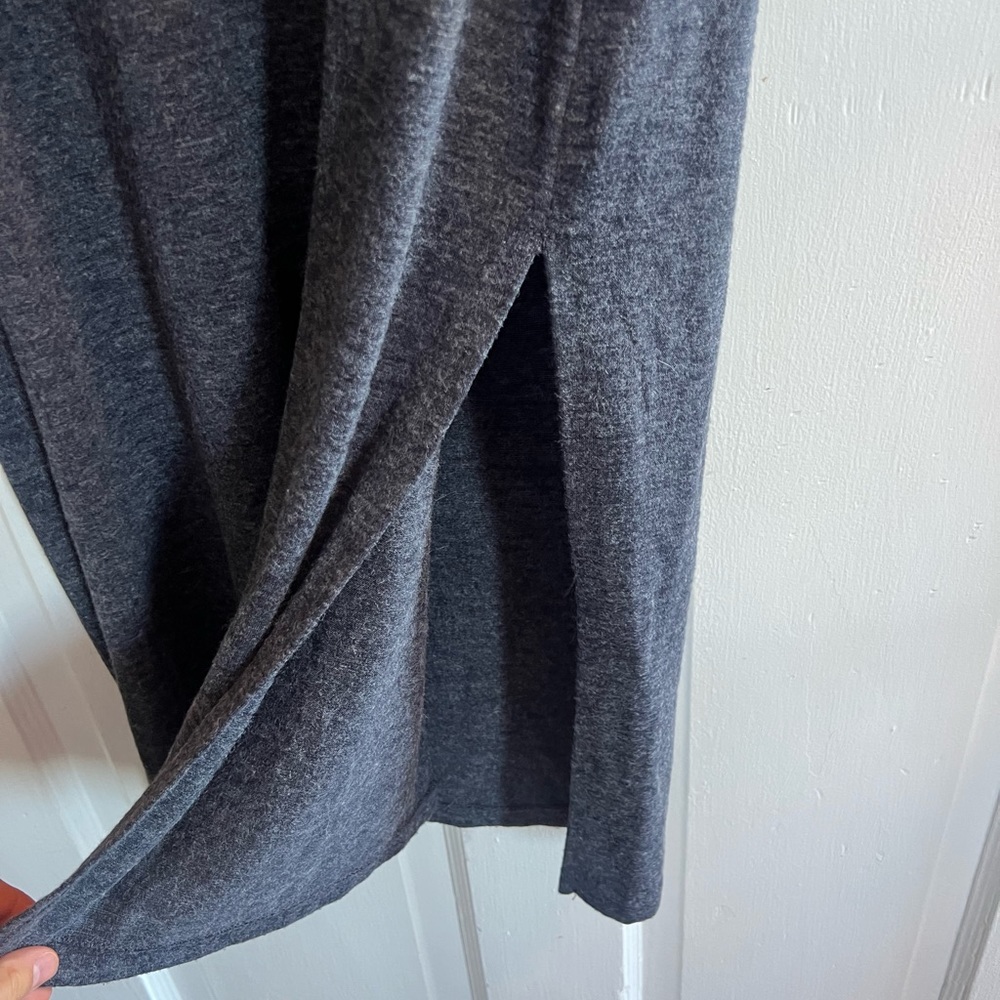 Aritzia Wilfred Free Dress with Sweatheart Neckline - Picture 4 of 5